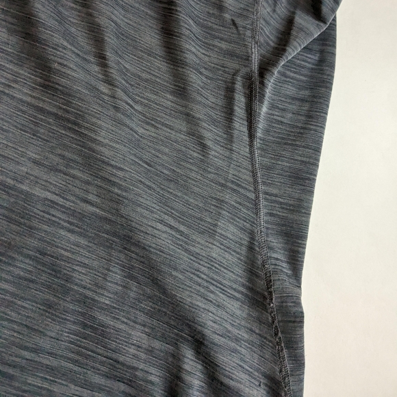 Athleta gray mesh stripe racer back track top size XS good used condition - Picture 5 of 8